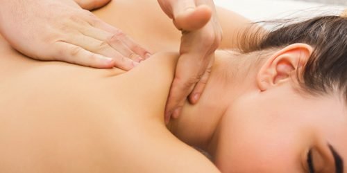 classical-body-massage-at-physiotherapist-office-QG537XZ.jpg